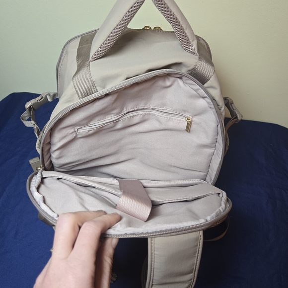 Isaac Mizrahi On The Go Essentials Backpack, Light Purple With Gold Accents main image 8